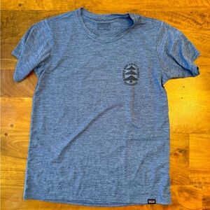PATAGONIA women’s Med quick dry fabric tshirt Blue